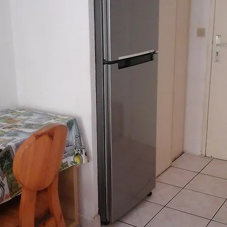 Rue Gustave Bret Apartment *